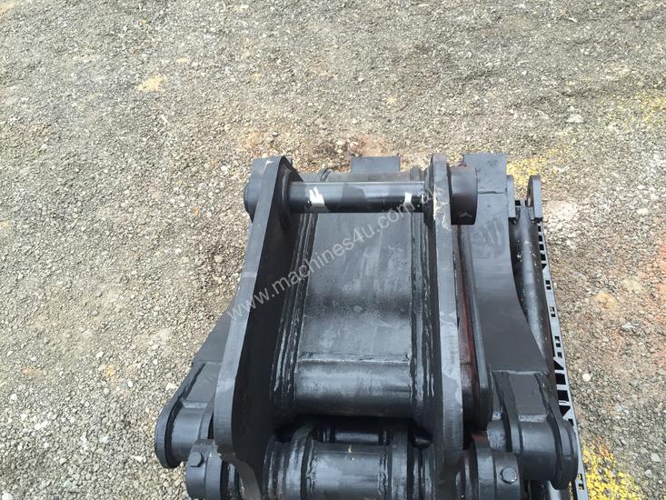 caption 8 ton manual excavator grab
