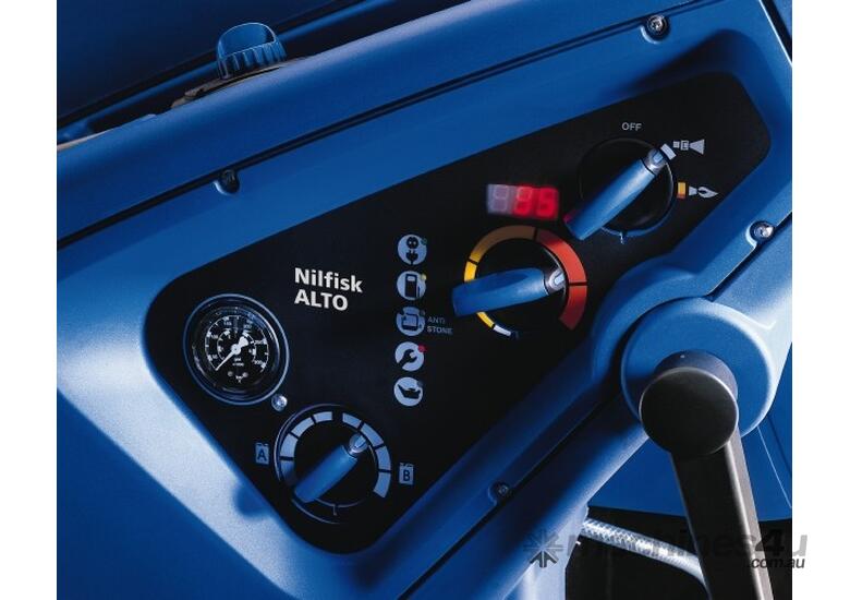 Click to view full size photos NEW Industrial Gerni Blue MH 8P Hot Water Pressure cleaner 180/2000 (Neptune 8-103)