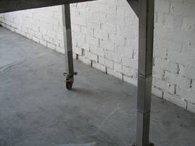 Raised Platform Stainless Steel - picture1' - Click to enlarge