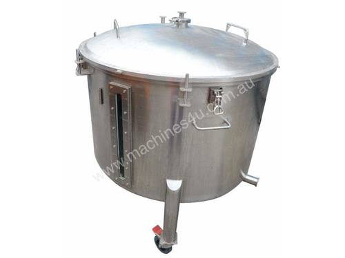 500 L tank with dished sealable lid
