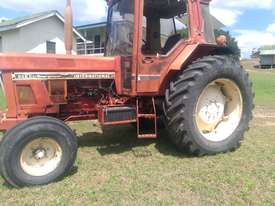 IH 956XL Tractor - picture1' - Click to enlarge