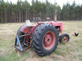 International AWD7 tractor - picture1' - Click to enlarge