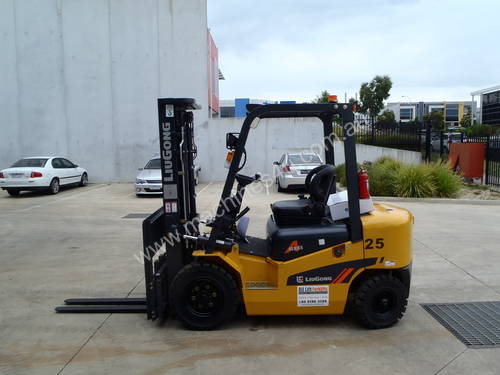 New 2.5t Diesel Container Forklift
