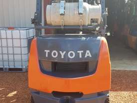 Toyota 32-8FGK30 - Hire - picture1' - Click to enlarge