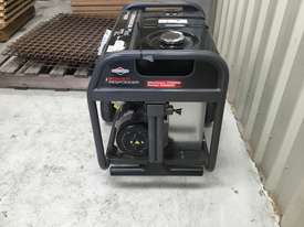 Briggs Stratton generator - picture0' - Click to enlarge