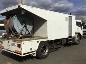 International 2350G Sewer Cleaning Truck - picture2' - Click to enlarge