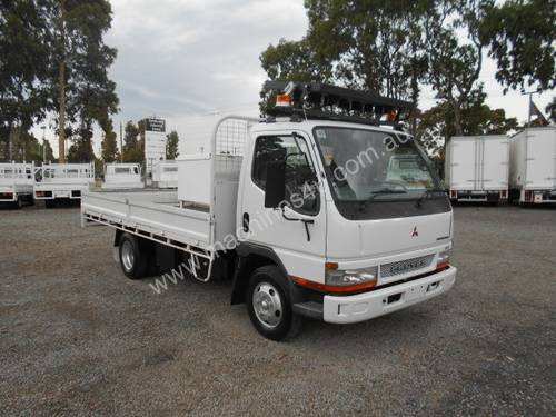 Mitsubishi Canter Tray Truck