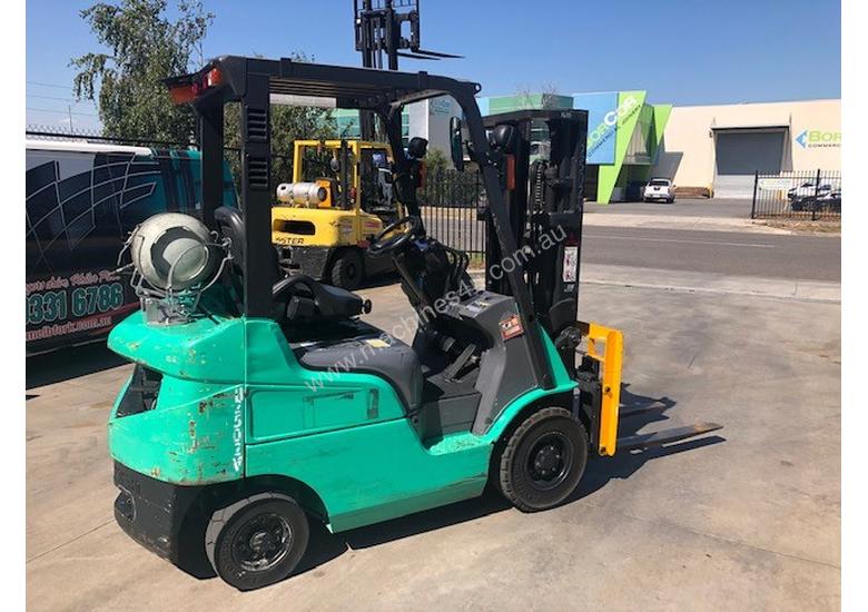 caption Mitsubishi 1.8ton Container mast