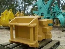 Labounty Dig Buckets & Attachments Shears Pulverisers - picture0' - Click to enlarge