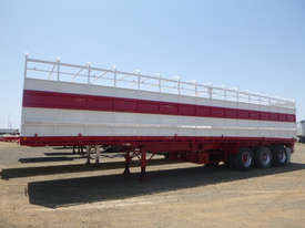 Haulmark Semi Stock/Crate Trailer - picture0' - Click to enlarge