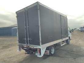 Mitsubishi Canter 615 - picture1' - Click to enlarge