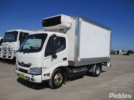 2013 Hino 300 series - picture1' - Click to enlarge