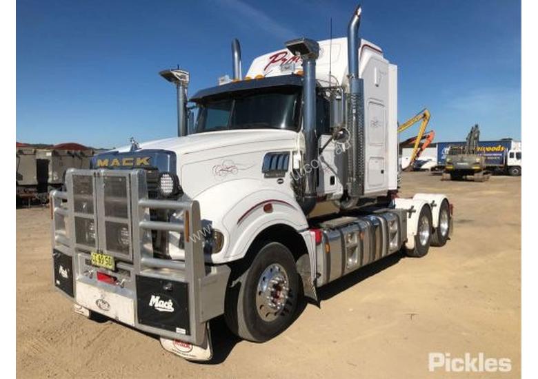 Buy Used Mack 2014 Mack Superliner CLXT Wrecking 12-14 Tonne Trucks In ...