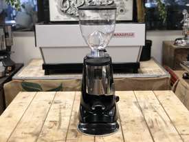 FIORENZATO F5 AUTOMATIC ESPRESSO COFFEE GRINDER - BLACK & SILVER OPTIONS AVAILABLE - picture0' - Click to enlarge