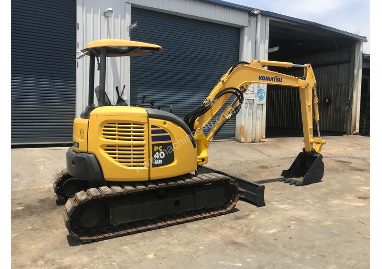 caption USED 2011 KOMATSU PC40MR MINI EXCAVATOR