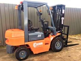 New Titan by  Everun Australia FD25 Diesel Forklift - picture0' - Click to enlarge
