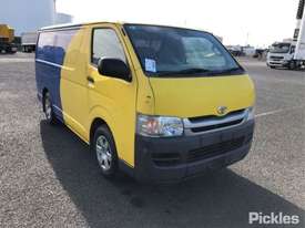 2009 Toyota Hiace - picture0' - Click to enlarge