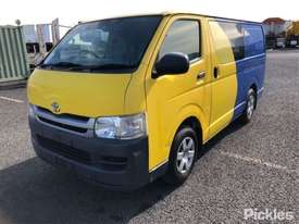 2009 Toyota Hiace - picture2' - Click to enlarge