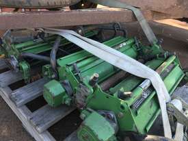 John Deere 2500A 3 Gang Mower - picture1' - Click to enlarge