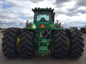 John Deere 9400 FWA/4WD Tractor - picture2' - Click to enlarge