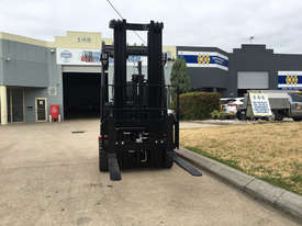 Brand New Hangcha 1.8 Ton 3 Wheel Drive Electric Forklift  - picture0' - Click to enlarge
