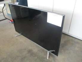 Hisense 55 Inch TV - picture0' - Click to enlarge