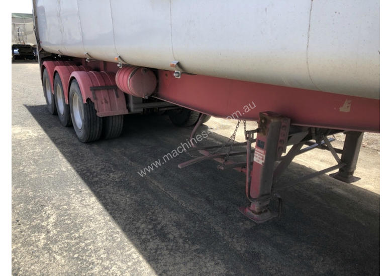 caption Moore R/T Lead/Mid Tipper Trailer