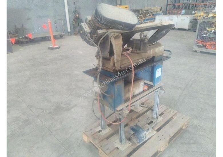 Used Hare & Forbes BS7L Metal Bandsaw in , Listed on Machines4u