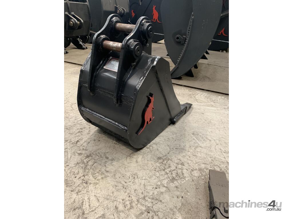 New 2020 roo attachments Roo attachments 1 5T-1 8T Trenching Bucket ...