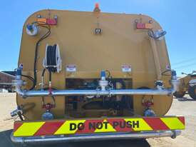 2012 Caterpillar 740B Articulated Water Cart - picture2' - Click to enlarge