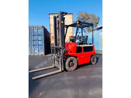 Nichiyu 2T Electric FORKLIFT - 1900kg Capacity