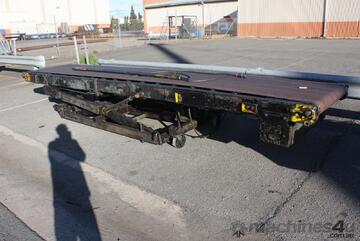 Motorised powered 6.2m long 1m wide rubber belt conveyor system scissor lift