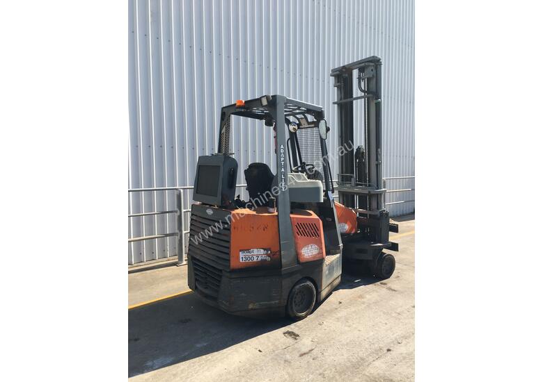 caption 2.0T LPG Narrow Aisle Forklift