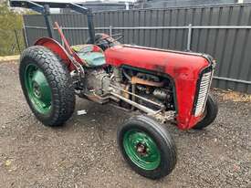 Massey Ferguson MF35 4 x 2 Tractor - picture0' - Click to enlarge