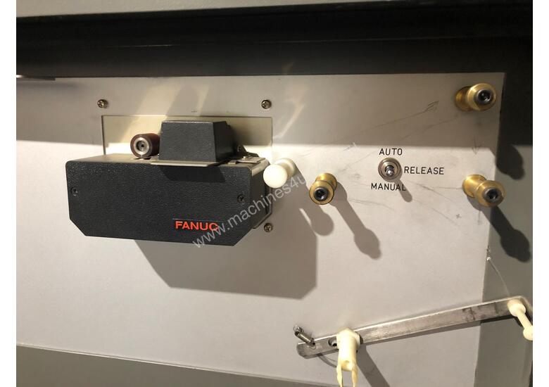 caption CNC Milling Machine