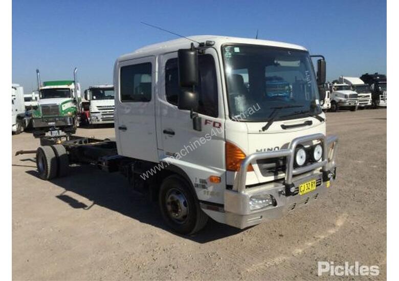 caption 2015 Hino FD 500