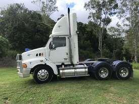 2005 Sterling HX9500 day cab p/mover, 500hp12.7 series 60,18 speed roadranger, 46/160 meritor - picture2' - Click to enlarge