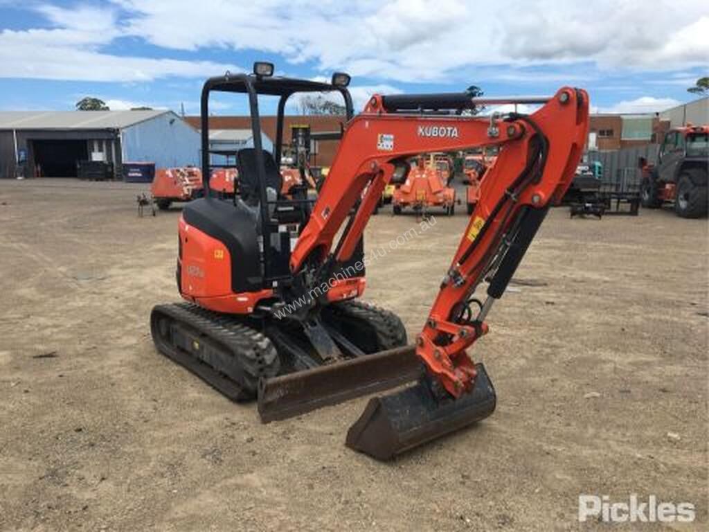 Used Kubota U274 Excavator in , Listed on Machines4u