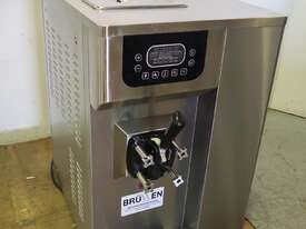 Brullen I91 Ice Cream Machine - picture0' - Click to enlarge