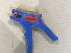 Cabac Wire Stripper Electrical Cable End Stripper 0.2 - 6.0mm KUS1 - picture0' - Click to enlarge