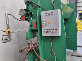Green Hydrabend Metal Press - picture0' - Click to enlarge