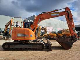 Doosan DX140LCR 14t excavator with tilt hitch, blade, buckets, ripper and 3572 hours - picture2' - Click to enlarge