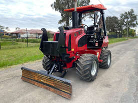 Toro RT600 Trencher Trenching - picture0' - Click to enlarge