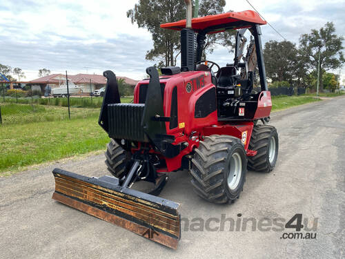 Toro RT600 Trencher Trenching