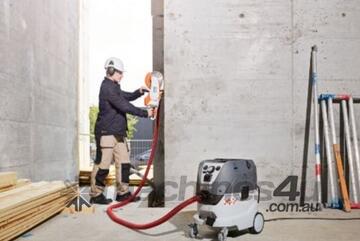 Nilfisk VHS 42 30L Wet & Dry Vacuum