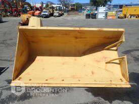 QMW 3450MM SIDE DUMP BUCKET/STEMMING TO SUIT 980G,G11,H,K,M - picture0' - Click to enlarge