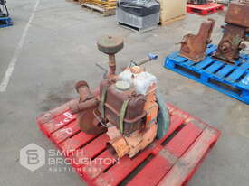 VINTAGE DIESEL ENGINE & 2 X WATER PUMPS - picture1' - Click to enlarge