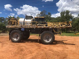 RoGator RG1300B Boom Spray Sprayer - picture1' - Click to enlarge