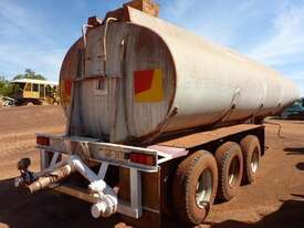 Fruehauf Tri Axle - picture1' - Click to enlarge