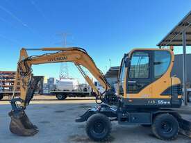  Excavator Hyundai R55W-9 - picture1' - Click to enlarge